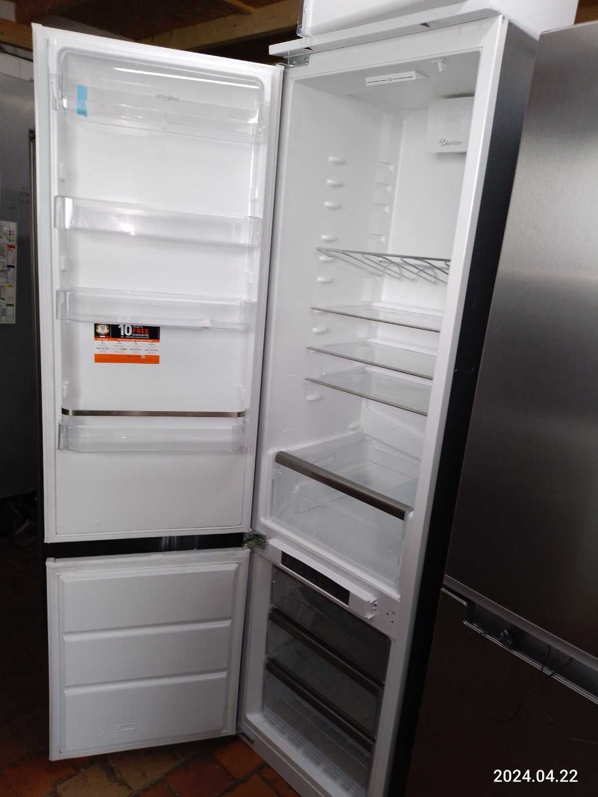 Холодильник вбудований Whirlpool ART 9620 A++ NF капля/No Frost інверт