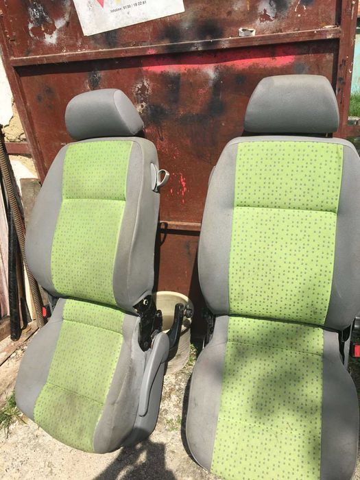 Автокрісла (сидіння) на автомобілі 850грн за 1шт торг