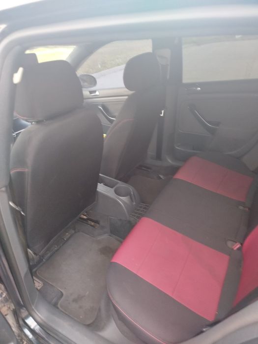 Фолькваген  гольф 5