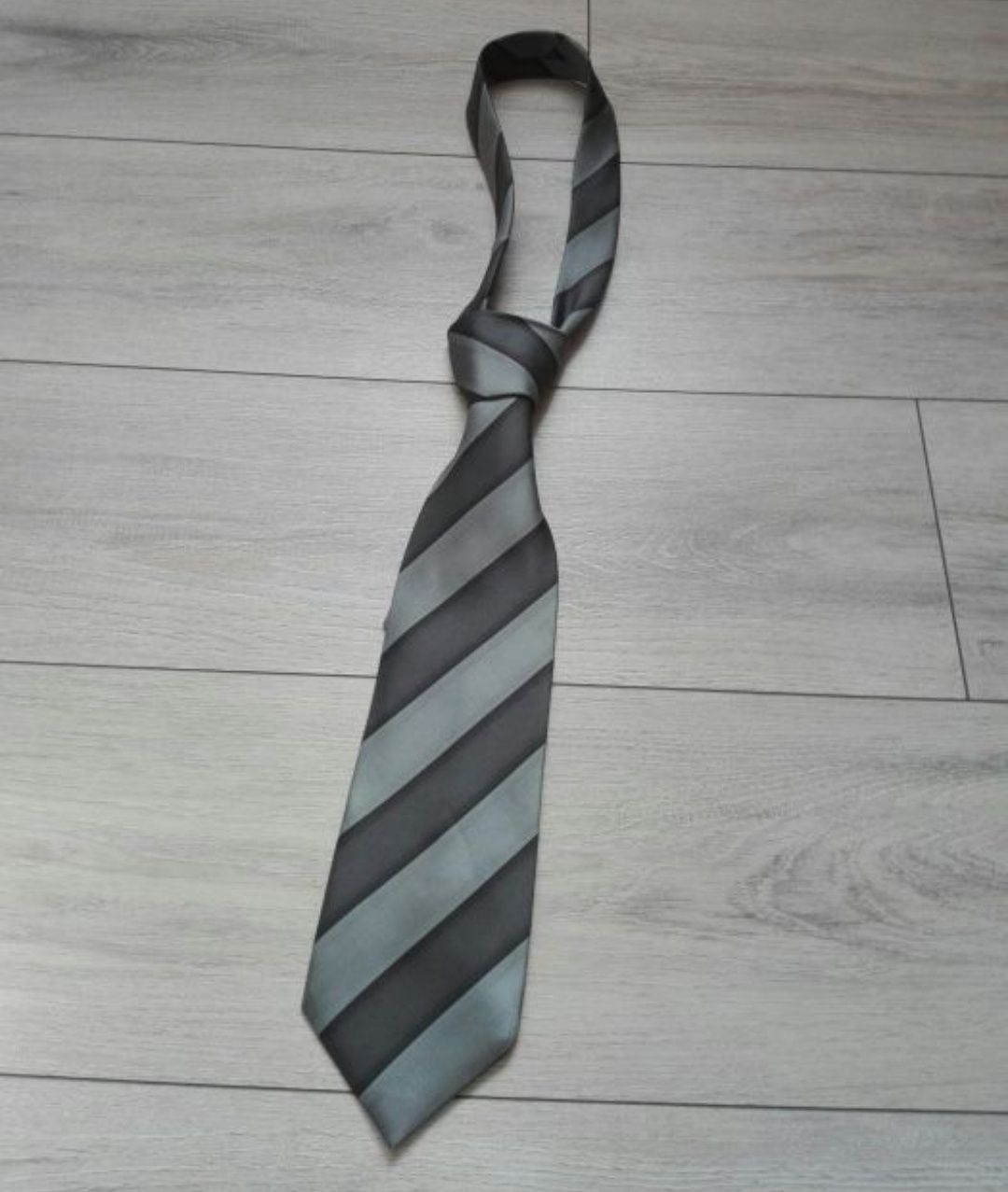 Krawaty  komplet 8 sztuk