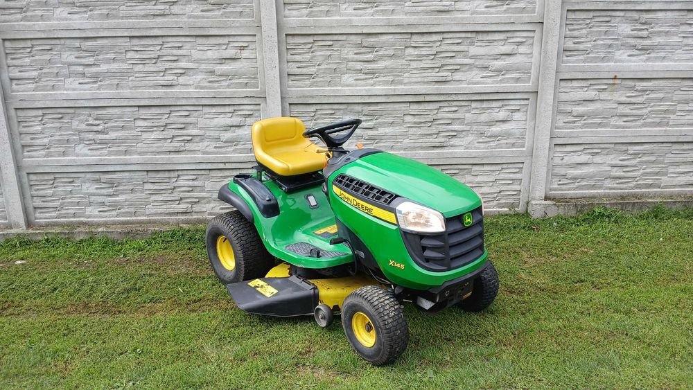 Kosiarka JOHN DEERE X145 traktorek moc 17.5kM 500ccm koszenie 107cm