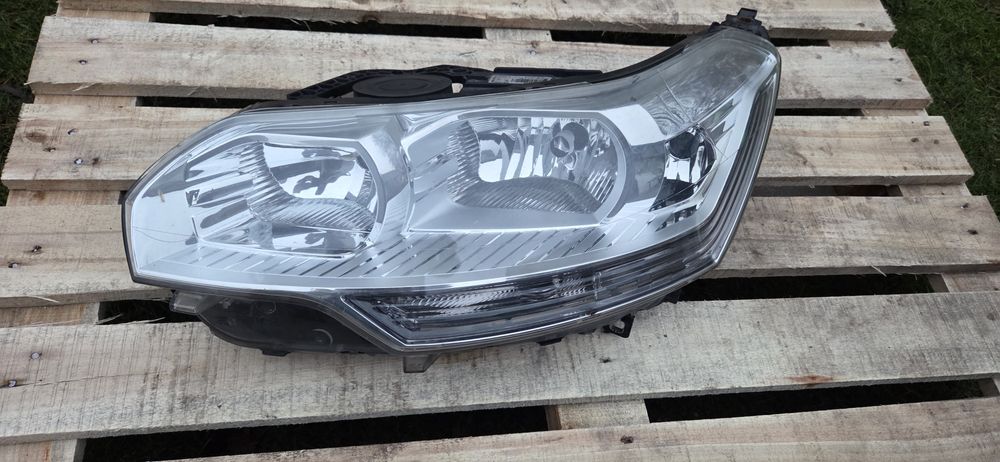 Lampa lewa Citroen C5 X7