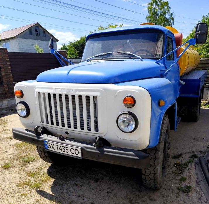 ГАЗ 53. Молоковоз.