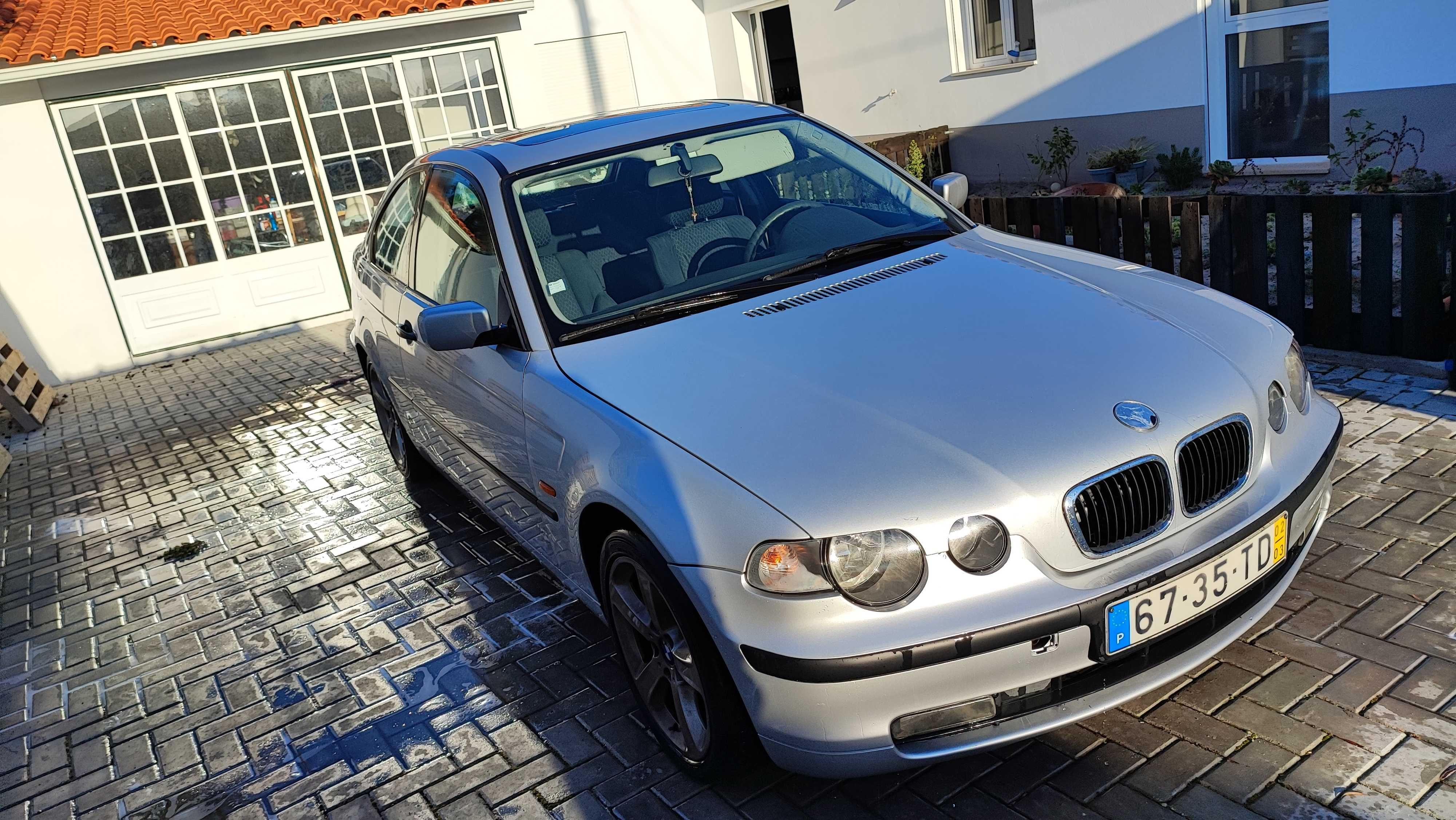 BMW compacto 320td