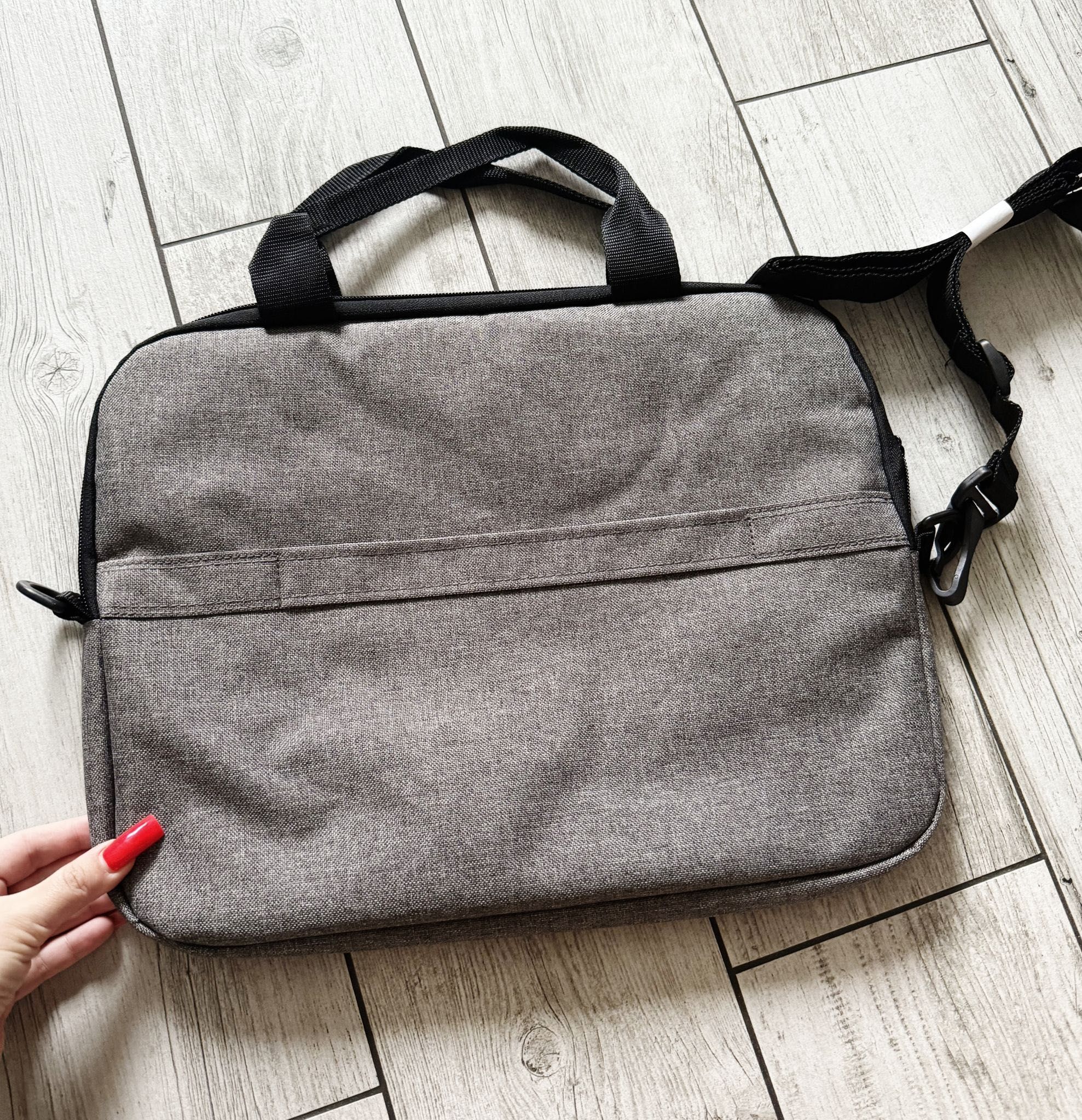 Torba na laptopa 15.6 Nowa
