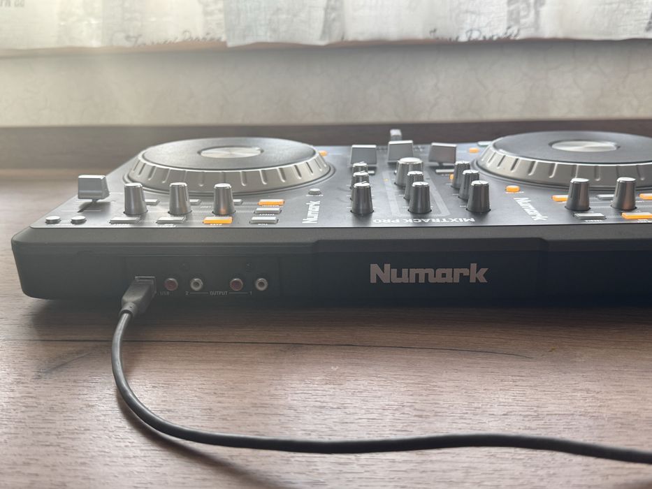 DJ пульт микшер Numark pro