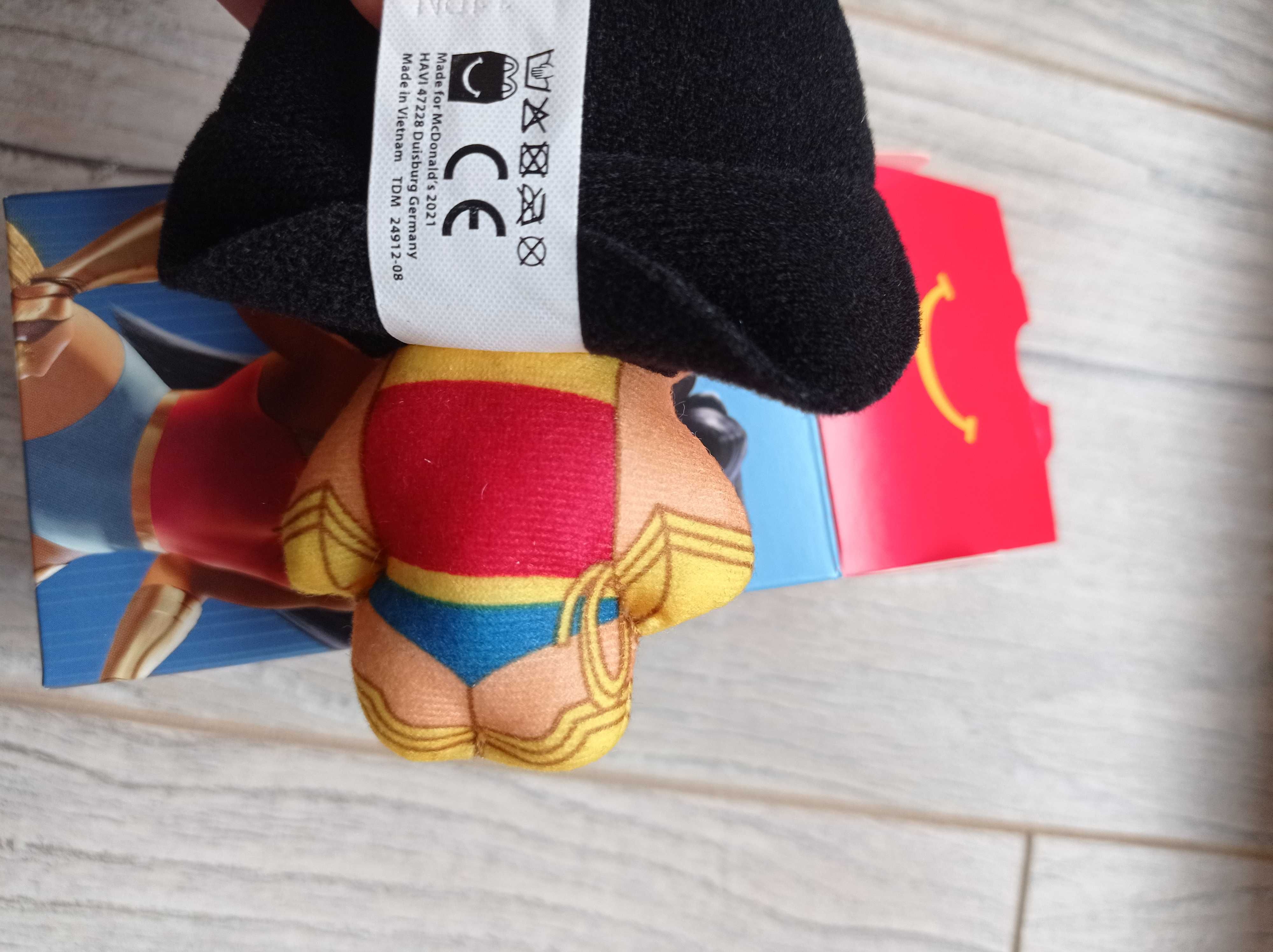 McDonald's Wonder Woman zabawka maskotka McDonald