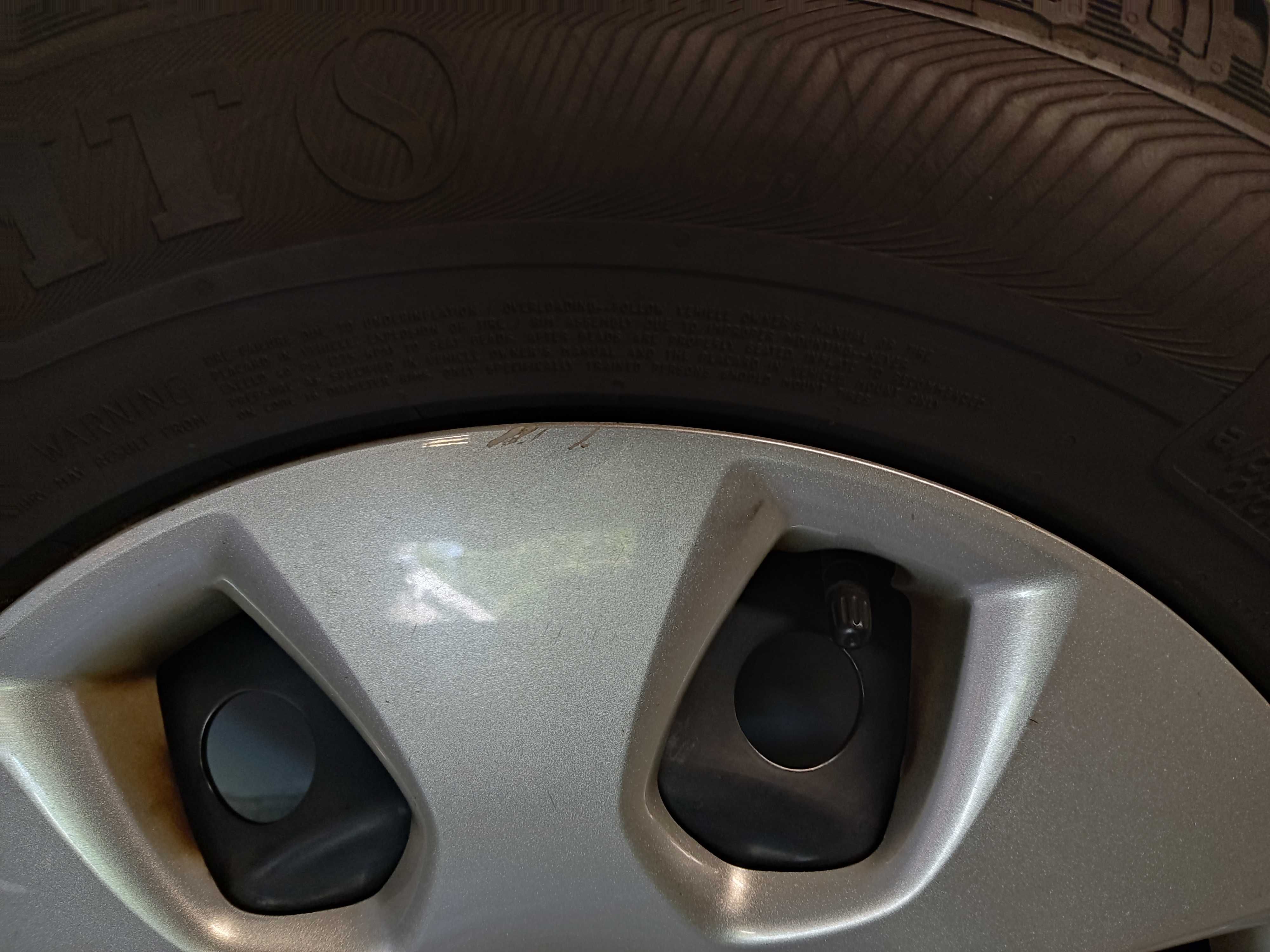 Koła stalowe 16 Opel Mokka 5x105, 215/65R16 Semperit 2017 rok czujniki