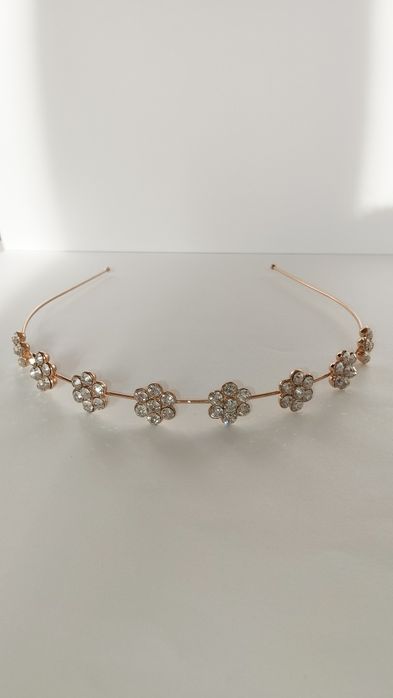 Opaska na głowę z kwiatkami Forever 21