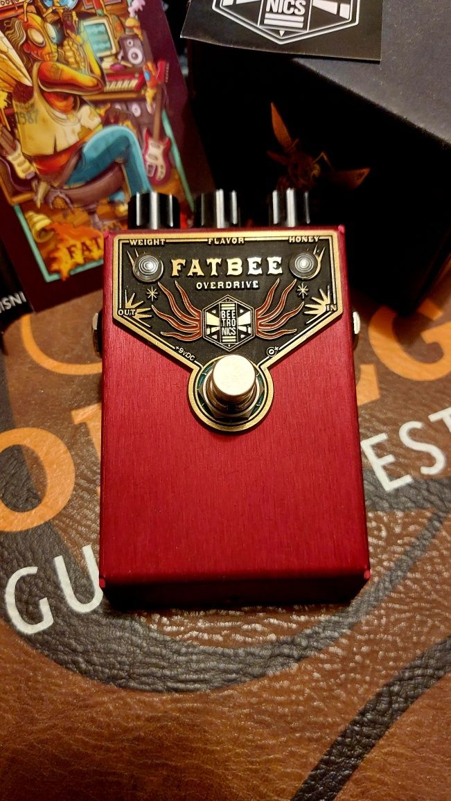 Pedais de guitarra e pedalboard (Beetronics, MXR, HB, TrueTone, TC)