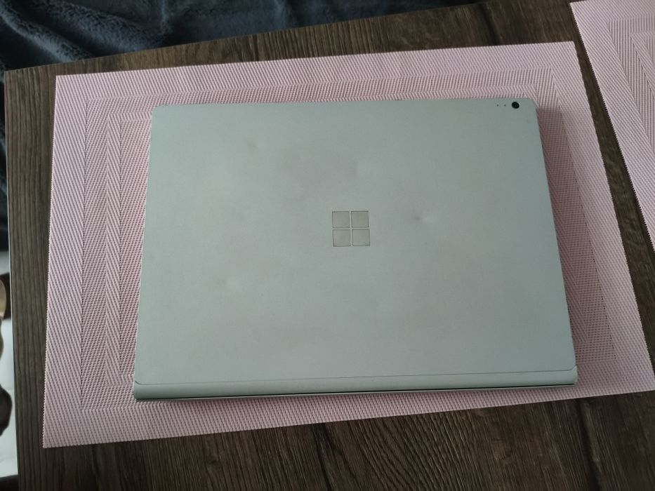 Laptop Microsoft Surface Book 2 i7 16/512gb GTX 1050 odczepiana klawia