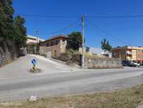 Vende duas casas em pedra Oldrões Penafiel