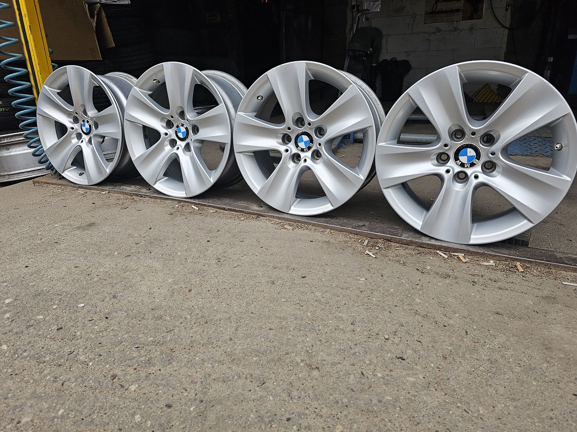 Felgi Aluminiowe BMW F30-F31 R17 5x120 ET38-8J