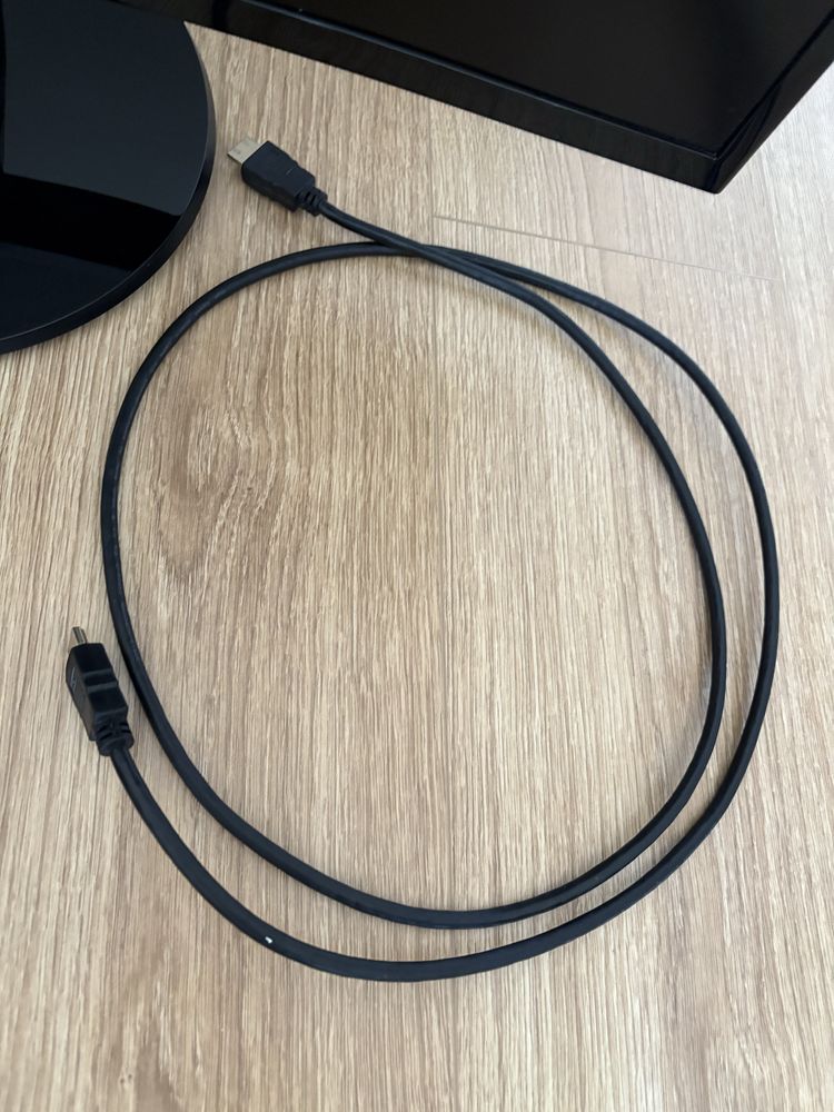 monitor Samsung C27F390FHU o przekątnej 27 cali z zakrzywionym ekranem