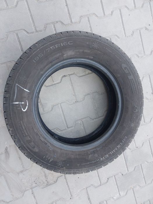 Komplet opon 195/75/R16C