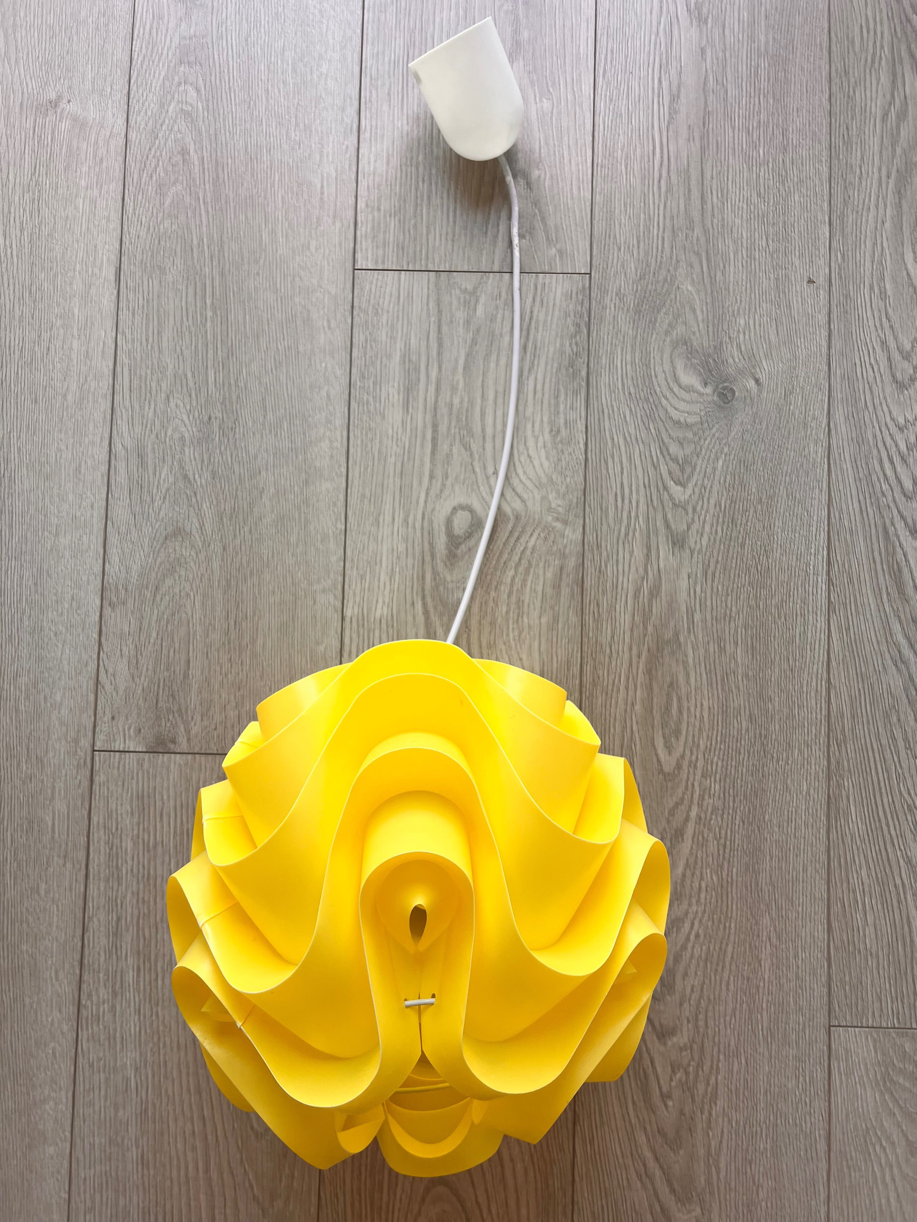 Lampa wisząca zolta
