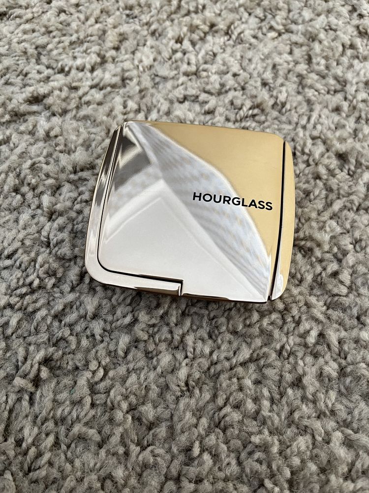 Hourglass Ambient Lighting Bronzer 11g Diffused Bronze Light