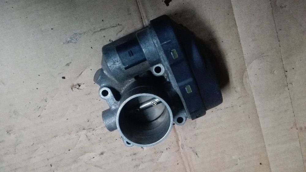 Przepustnica A2 POLO GOLF IBIZA LEON FABIA 1,2 1,4 036,133062B