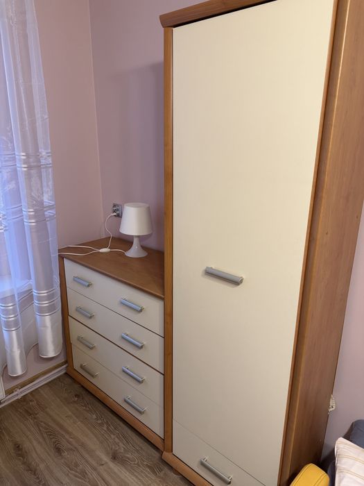 Komplet mebli pokojowych