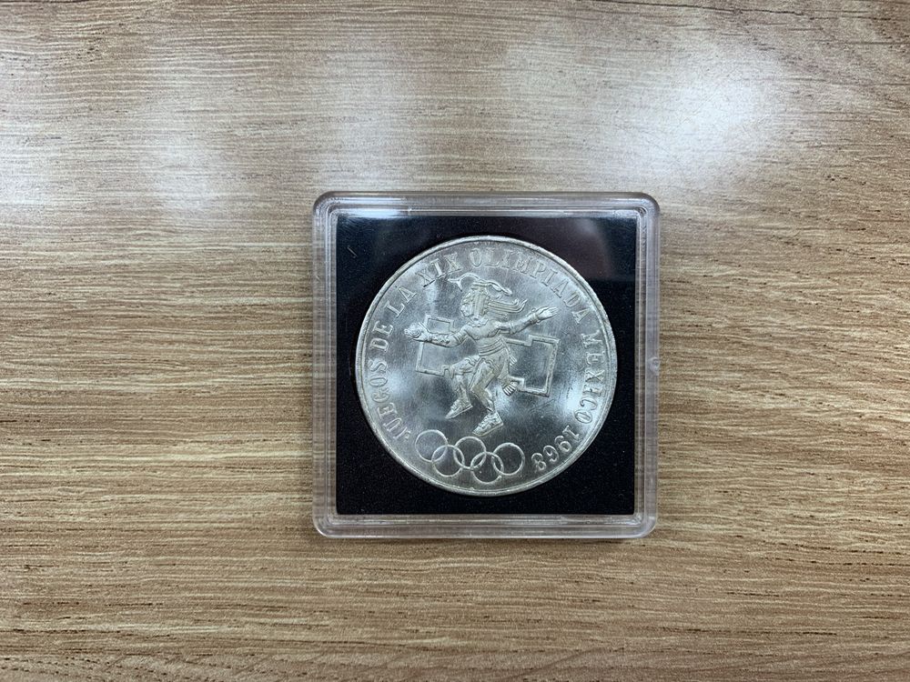Серебряная монета 25 песо 1968г.