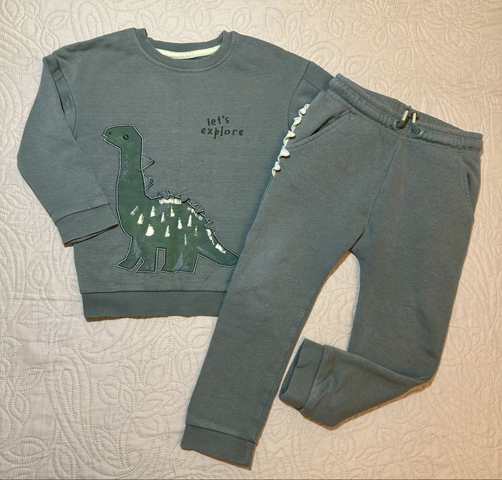 Одяг на хлопчика на 3-4 роки