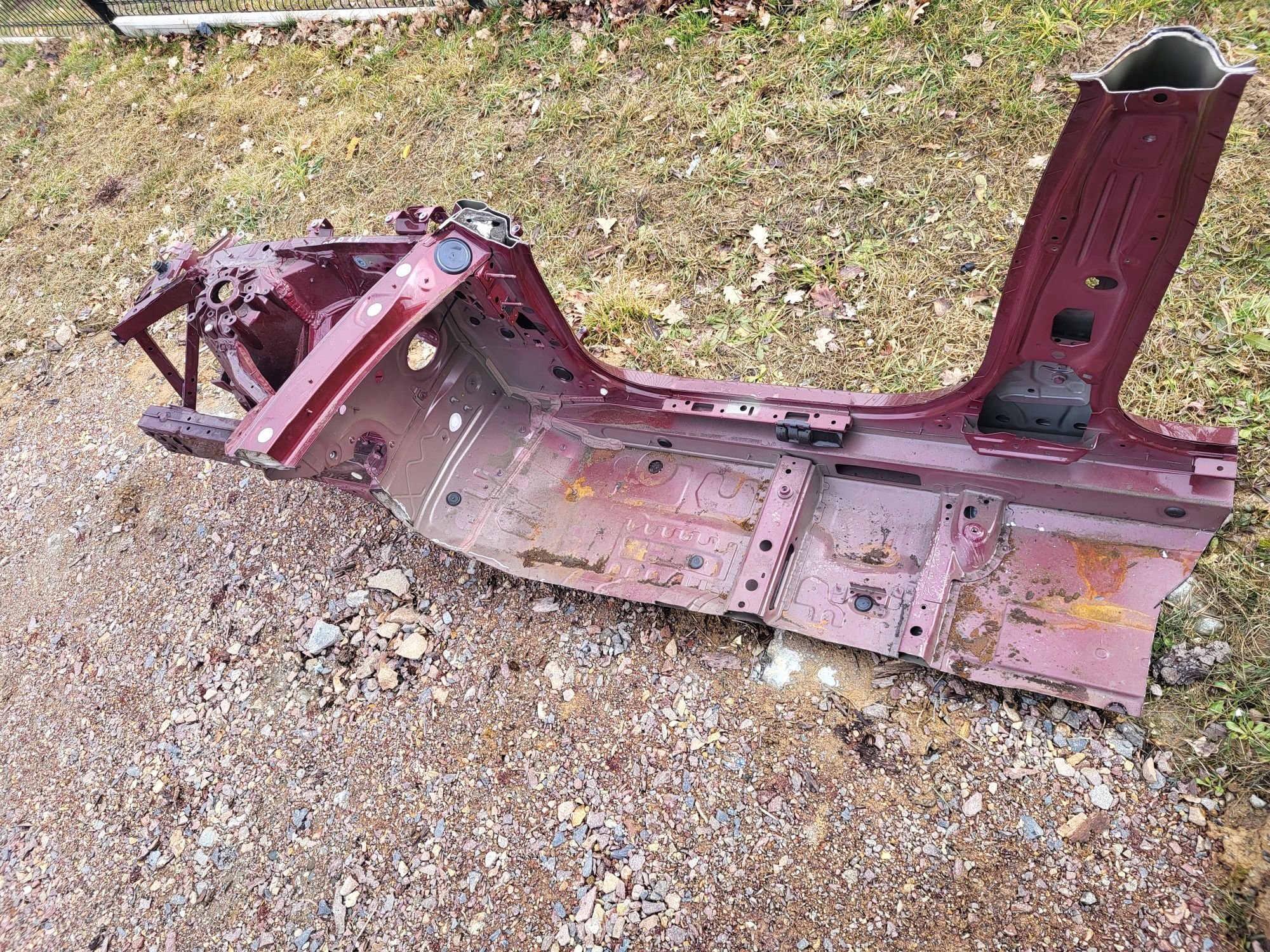 Podłużnica Boczek Fartuch Próg Prawy BMW 3 m3 G80 G20 Ćwiartka