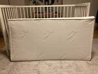 Materac lateksowy Hevea Baby 120x60 + ochraniacz