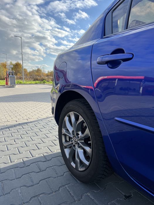 Mazda 3 2006 рік 1.6 бензин