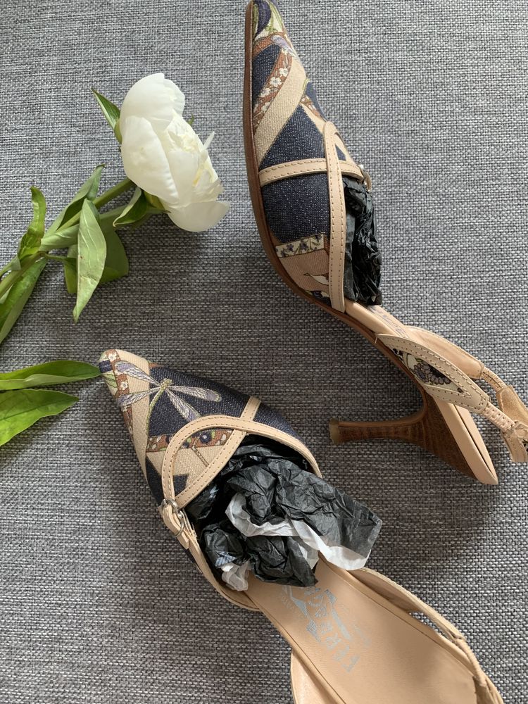 Piękne sandały na słupku Salvatore Ferragamo