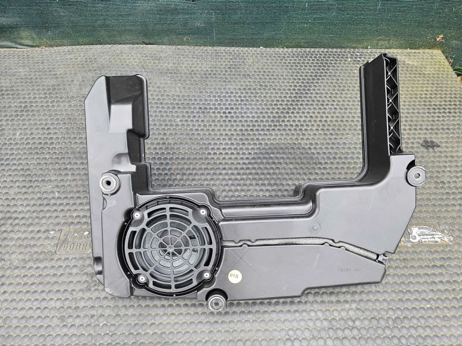 Głośnik 8K9035382B Basowy Subwoofer Tuba Bang &amp; Olufsen Audi A4 B8 A5 Sedan Kombi