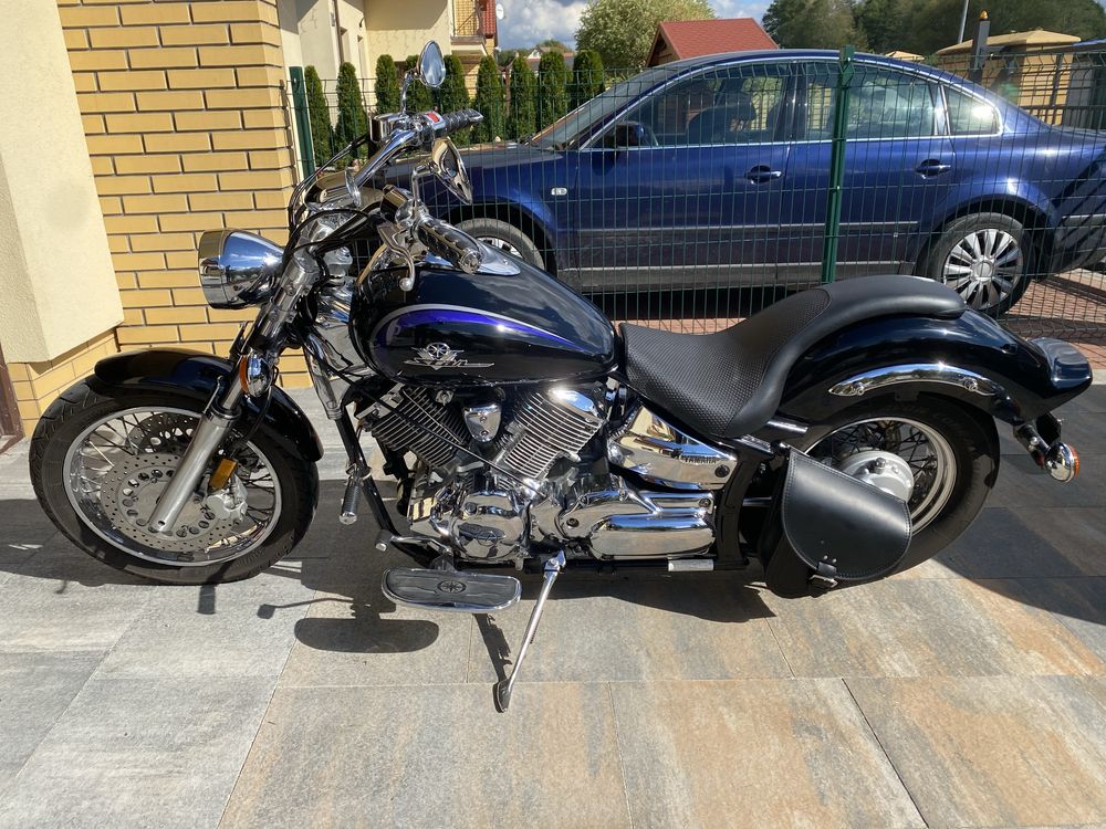 Yamaha VStar XVS1100 Custom