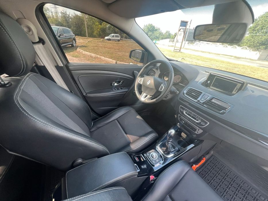 Меган 3 у відмінному стані