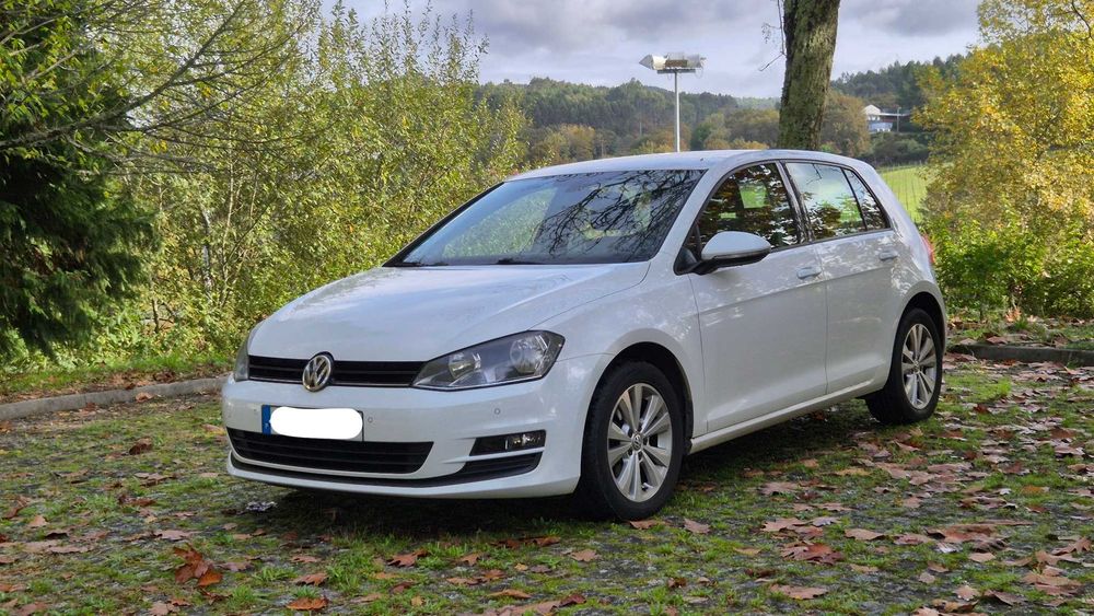 Volkswagen Golf VII 1.6 TDI – 2016, Nacional e muito bem estimado