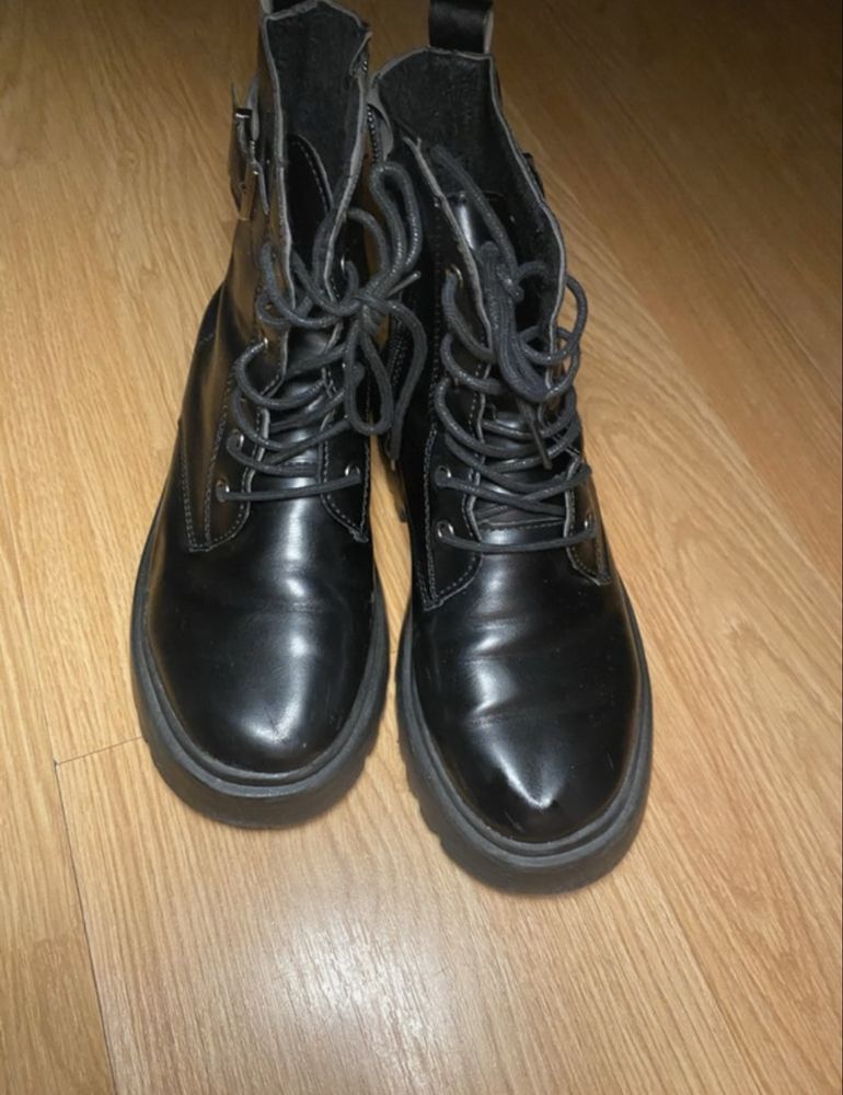 Botas pretas/black boots/ bottes noires