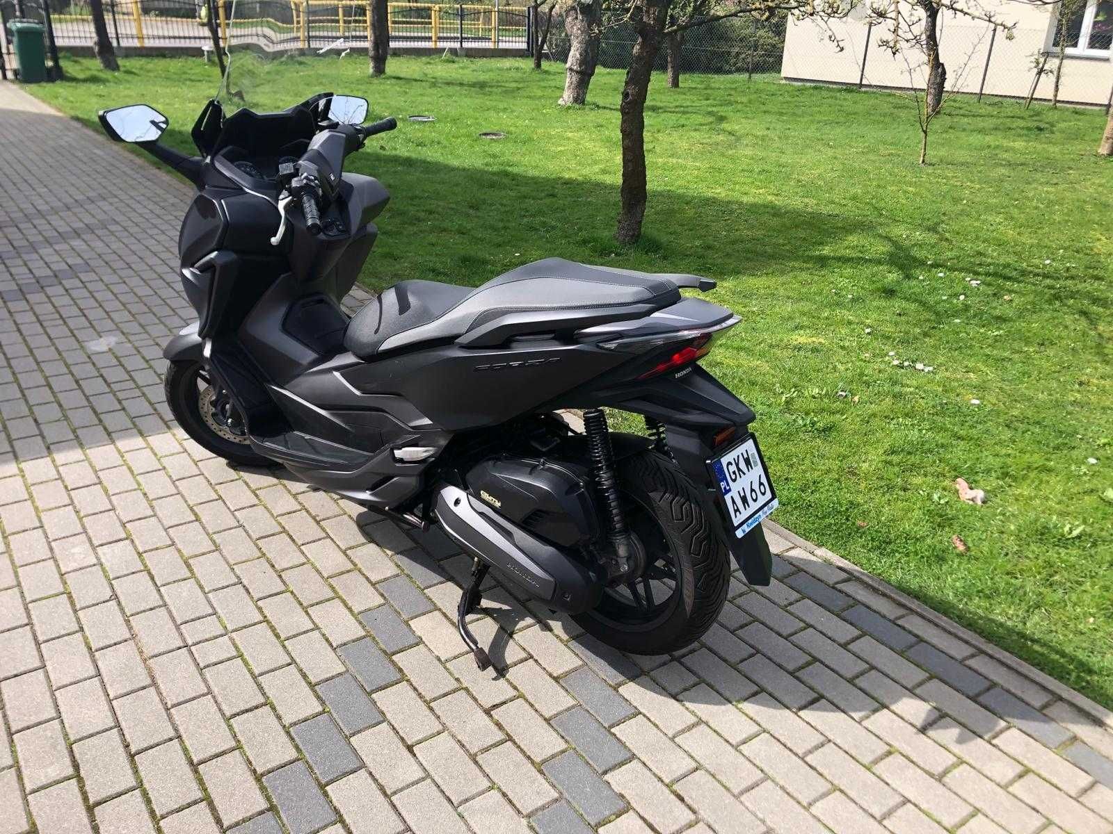 Honda Forza LED 125 NSS z 2019 roku, przebieg 19800 km zadbana