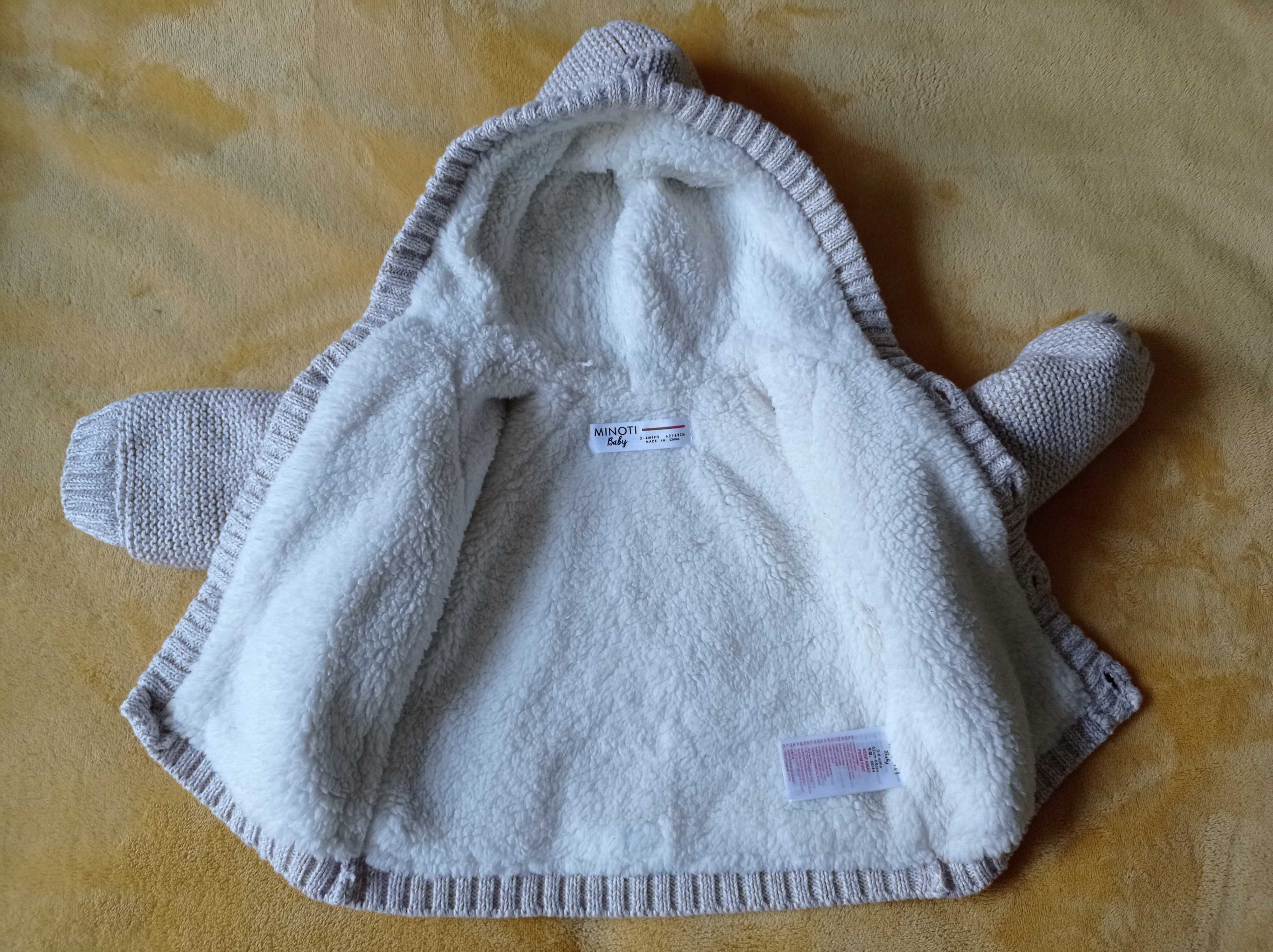 Sweter niemowlęcy z kapturem, beżowy, rozmiar 62/68 - stan idealny