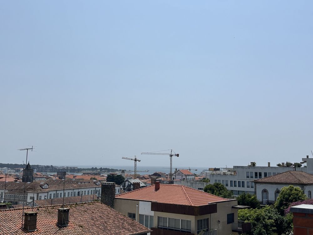 Arrendo apartamento com vista mar e rio com piscina em condominio fech