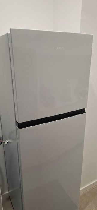 Frigorífico BECKEN BDD5394 WH 246 L