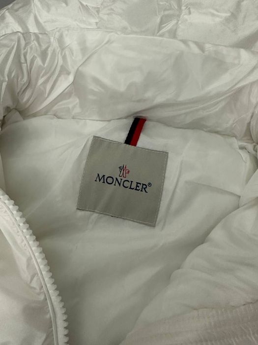 пуховик Moncler Maya