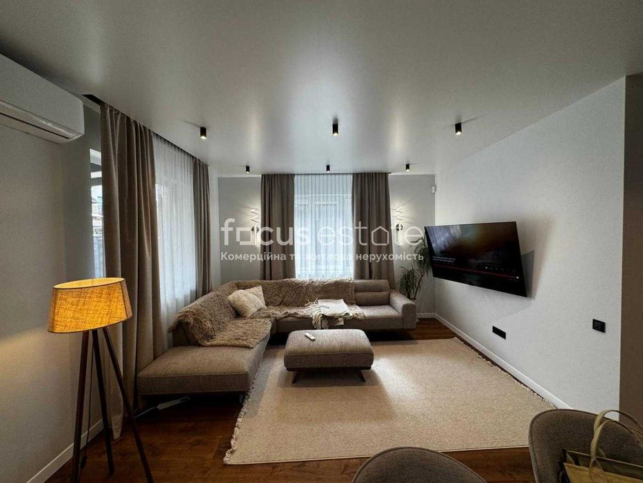 Без комісіЇ. Чайка. Продаж будинку з дизайнерським ремонтом.