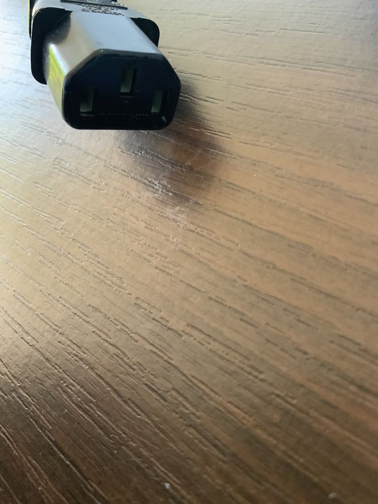 Kabel zasilający do komputrea, drukarki itp
