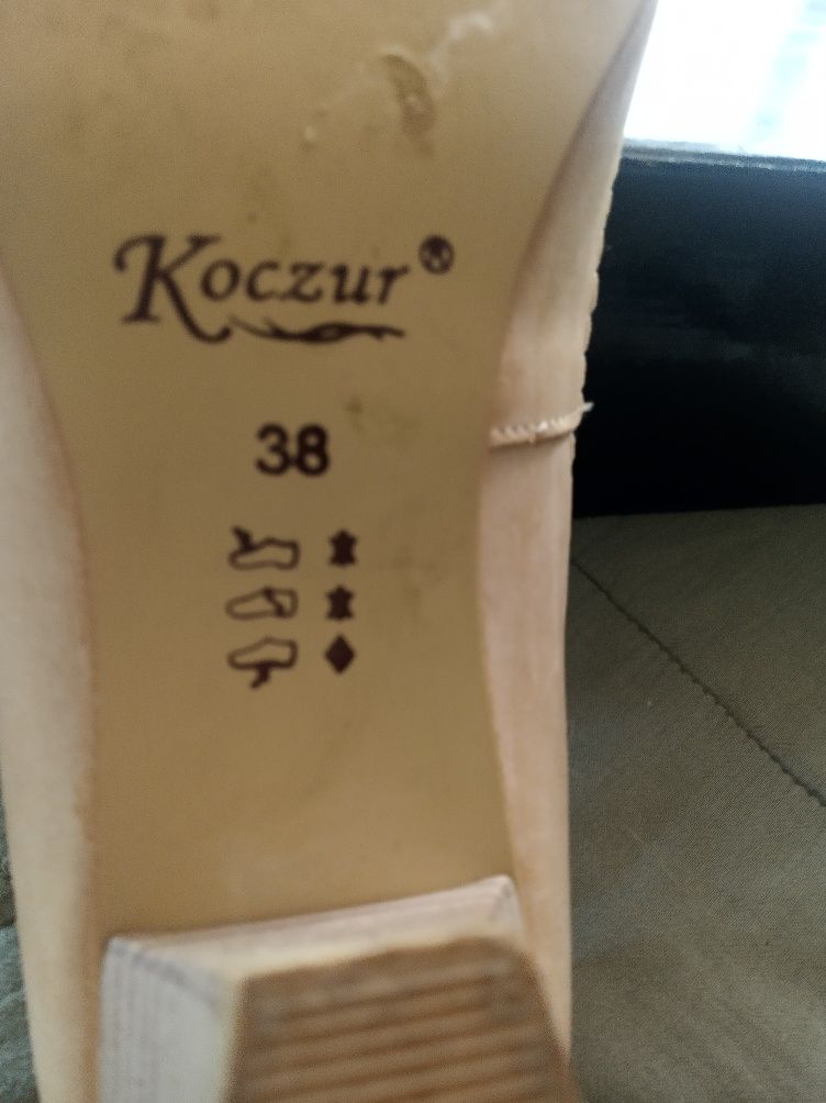 Buty skórzane KOCZUR - ROZM. 38