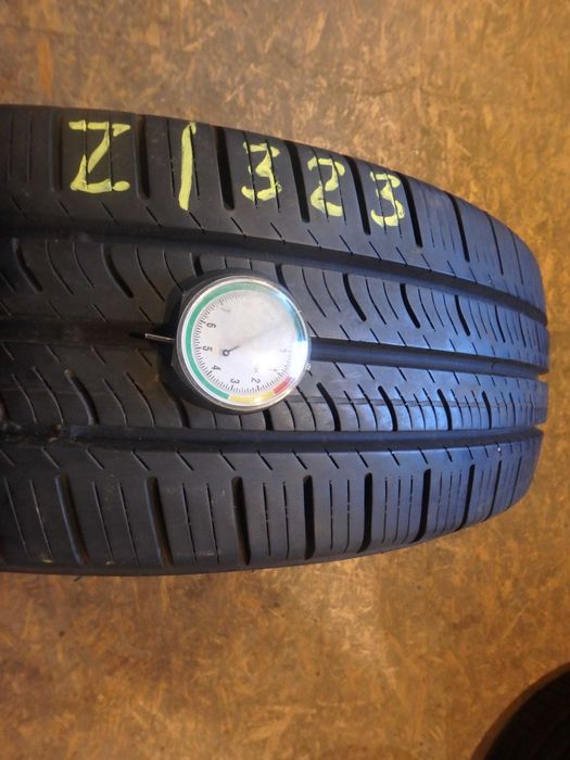 215/65r16C 215/65/16C Pirelli Carrier AllSeason Z/323