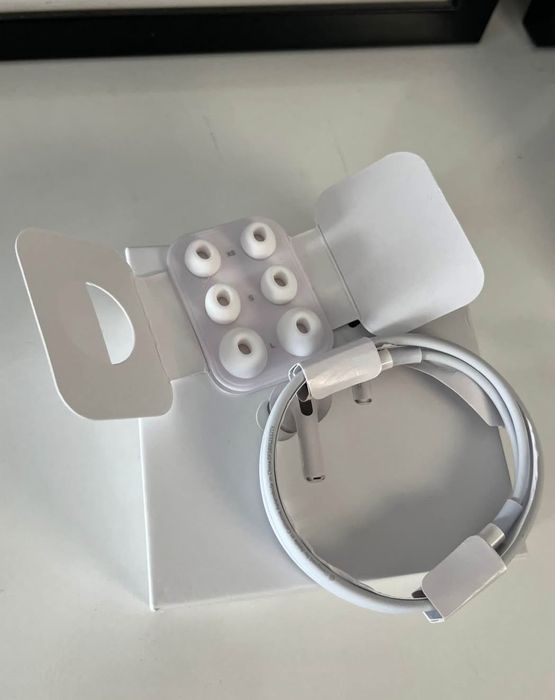 apple airpods pro 2.... vendo porque adquirir o mais novo!