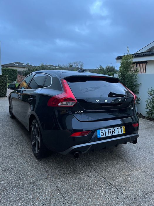 Volvo V40 D2 1.6 R-Design c/ 117 mil kms