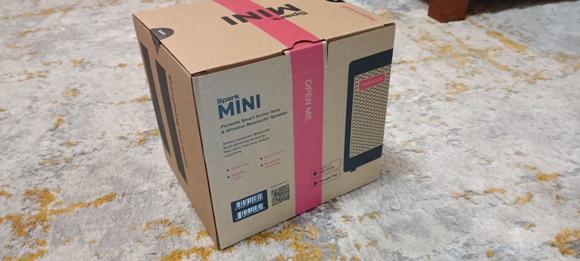 NOVO - Positive Grid Spark Mini + Grelha