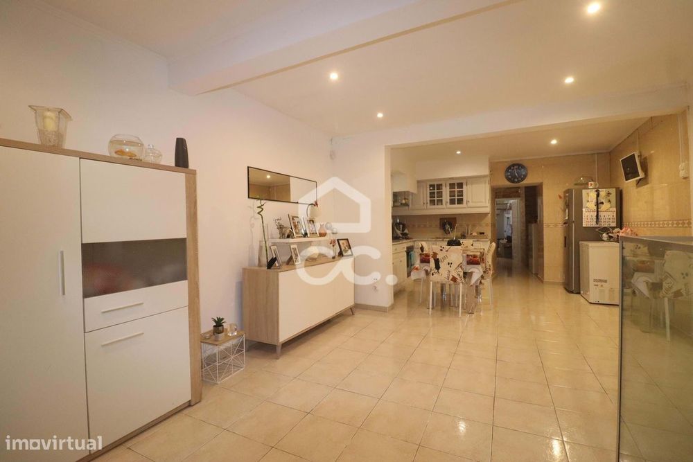 Moradia com 3 Quartos - Capelas - Ponta Delgada