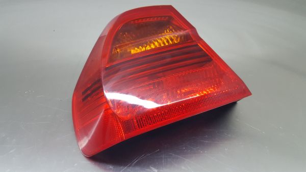 Farolim esquerdo BMW 3 (E90)