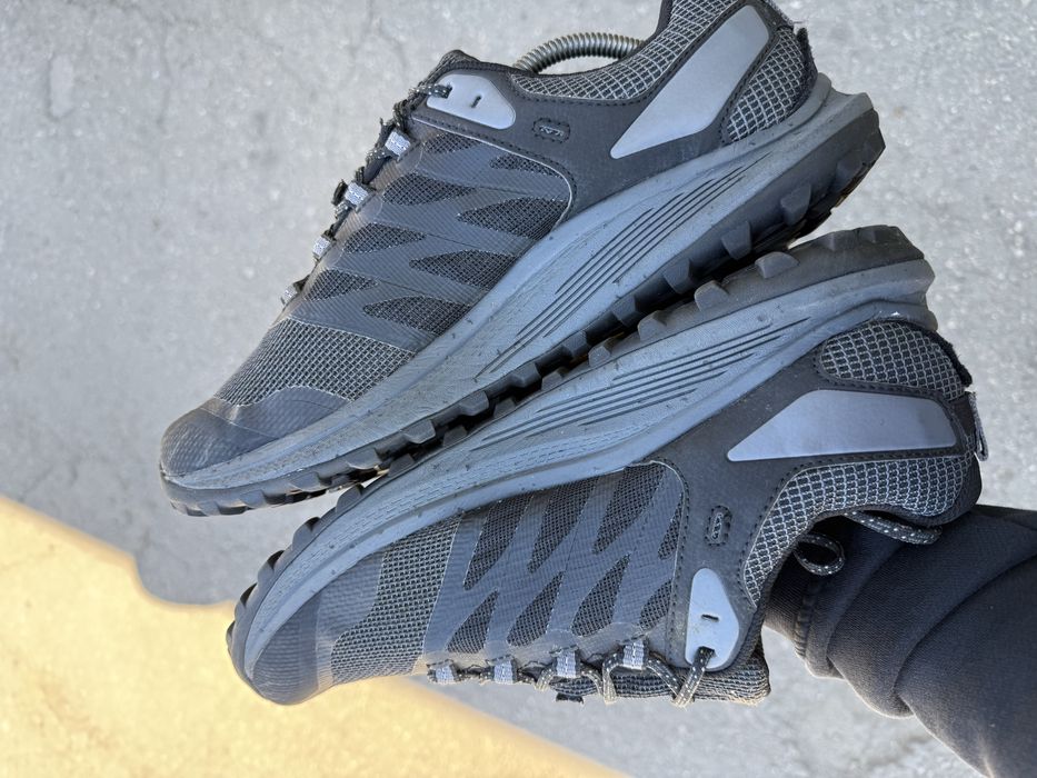Merrell gore tex кроссовки  оригинал 47 размер 46  черные