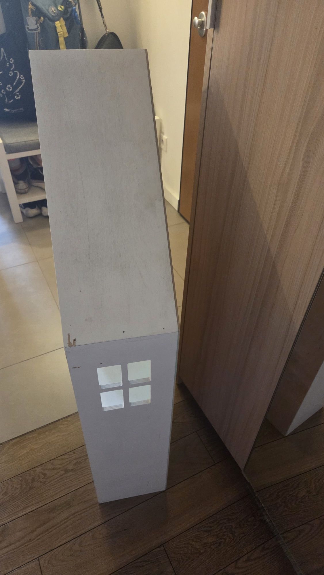 Woodszczescia domek dla lalek półka na ksiazki